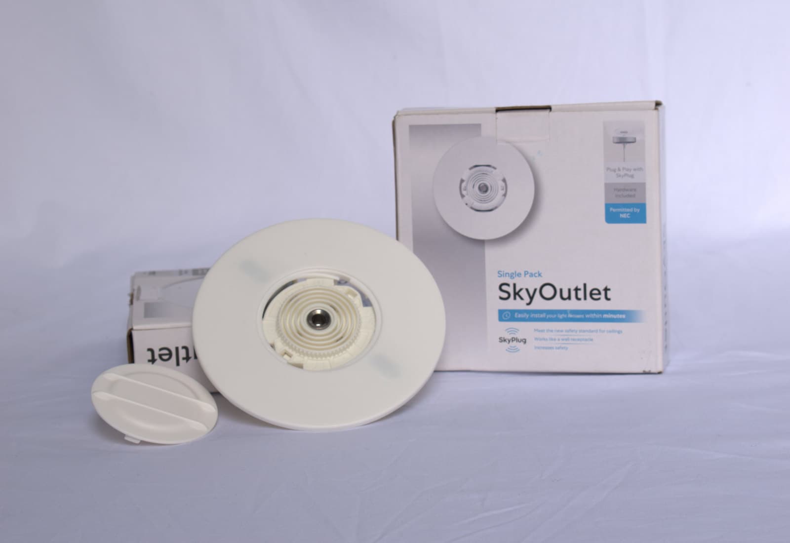 Sistema SKYPLUG con receptáculo SkyOutlet y componentes de conexión rápida